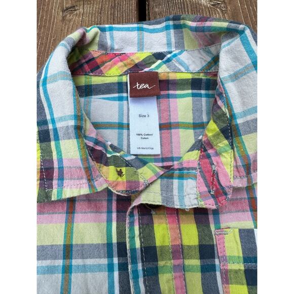 Tea Collection Boys’ Plaid Button Down Shirt Size 3 - Picture 4 of 4